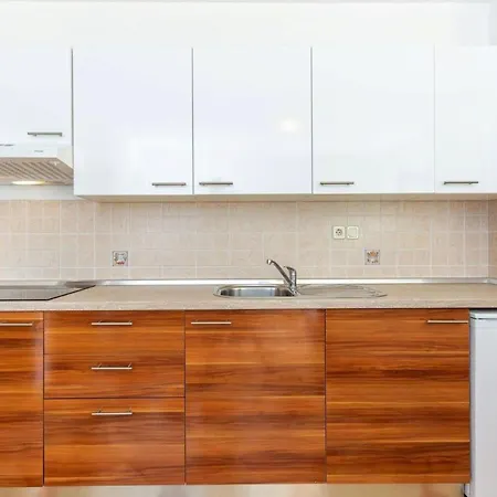 Mit Terrasse Und Meerblick By Interhome Dramalj