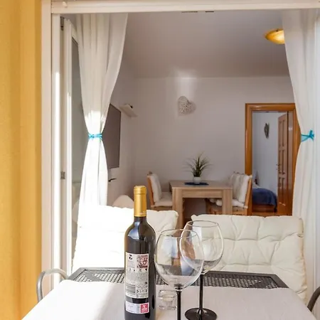 Mit Terrasse Und Meerblick By Interhome Appartamento *