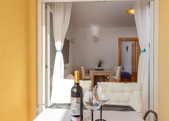 Mit Terrasse Und Meerblick By Interhome Apartment *