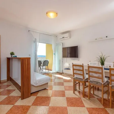 Mit Terrasse Und Meerblick By Interhome Apartamento *