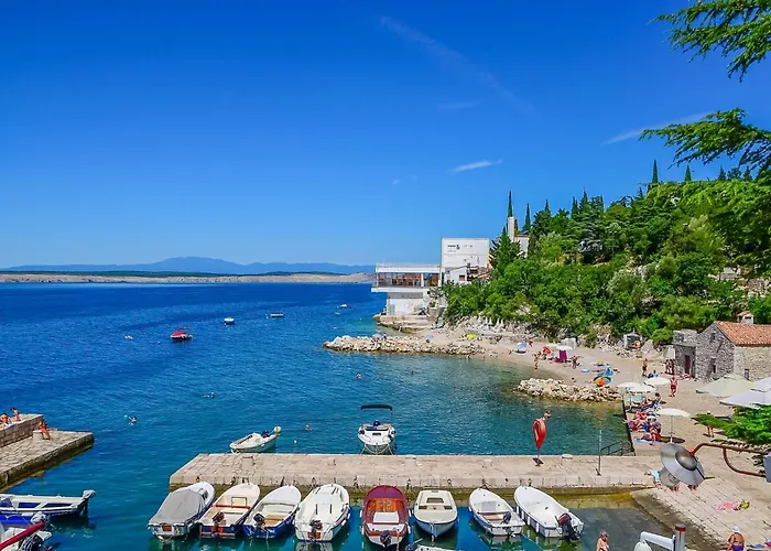 Mit Terrasse Und Meerblick By Interhome Apartamento Dramalj